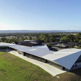 School with KLIP-LOK steel roofing manufactured from COLORBOND steel in colour Surfmist