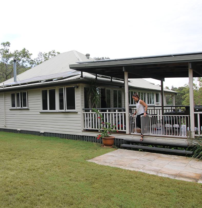 Queenslander home before the renovation